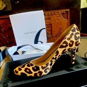 Shoes shoes shoes! Ladies darling shoes. Sizes 6.5-7.5 please ask